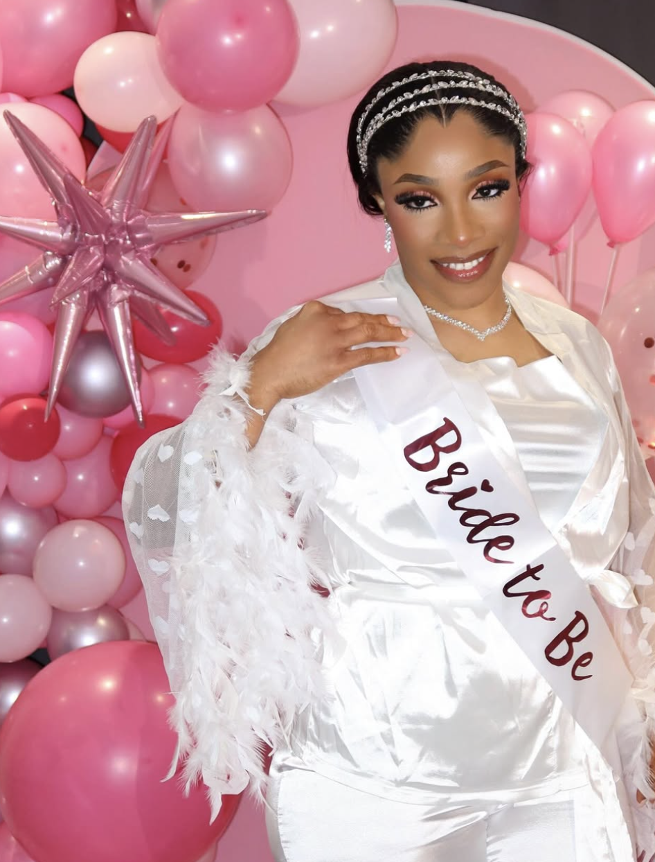 Bridal portrait with balloons
